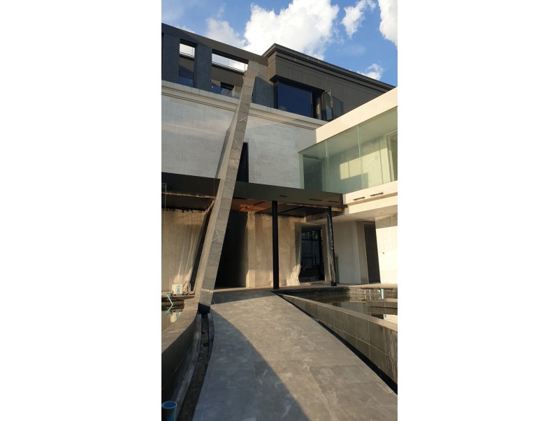 Under construction - Residence, Ratchaphruek Rd.